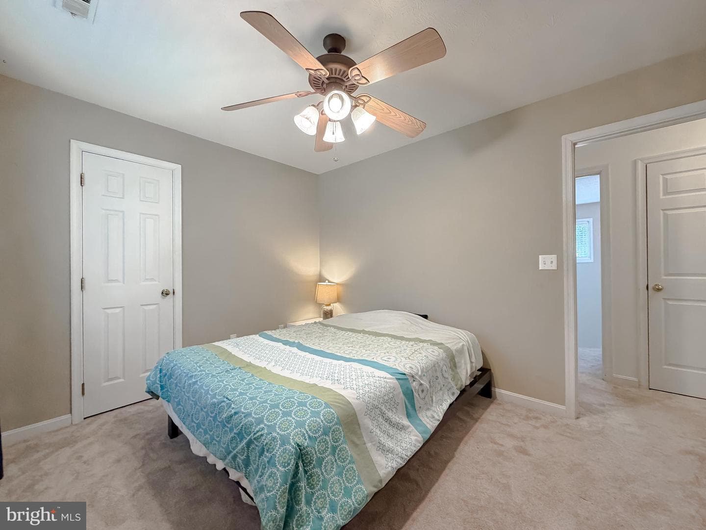 23207 Moakley Street photo 36