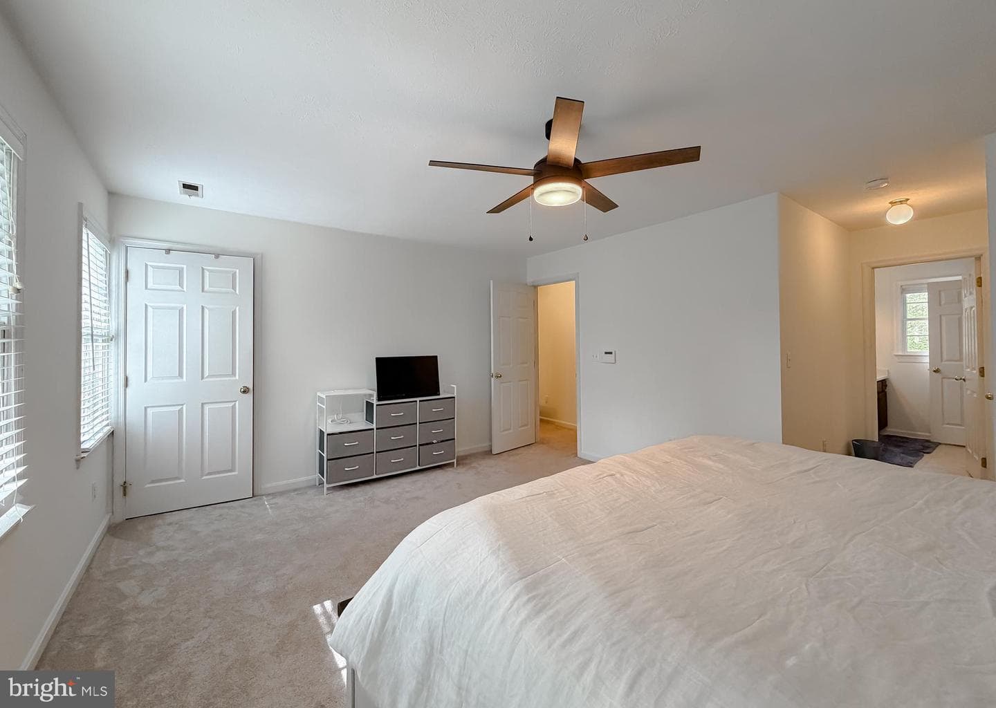 23207 Moakley Street photo 38