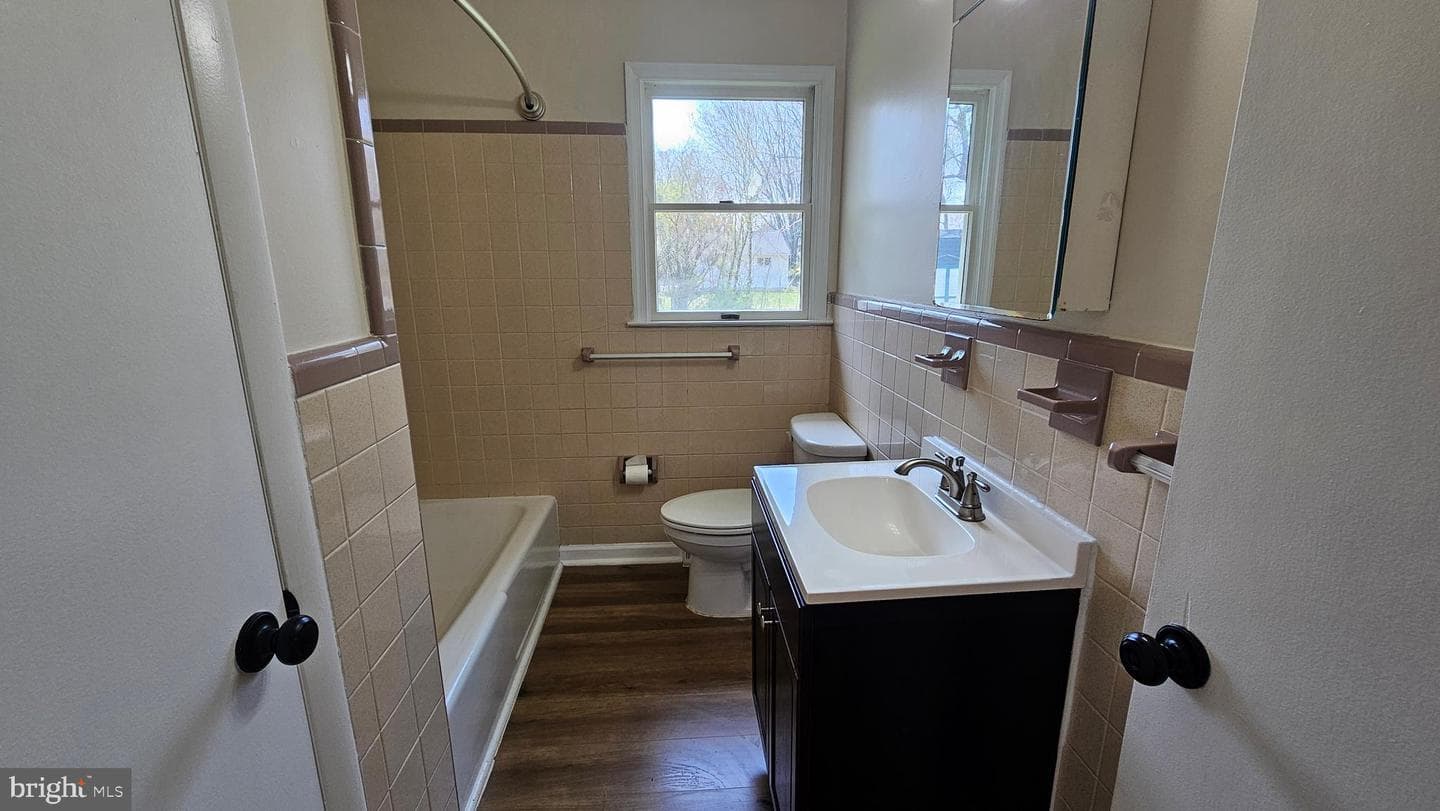 45031 Irvin Street photo 22