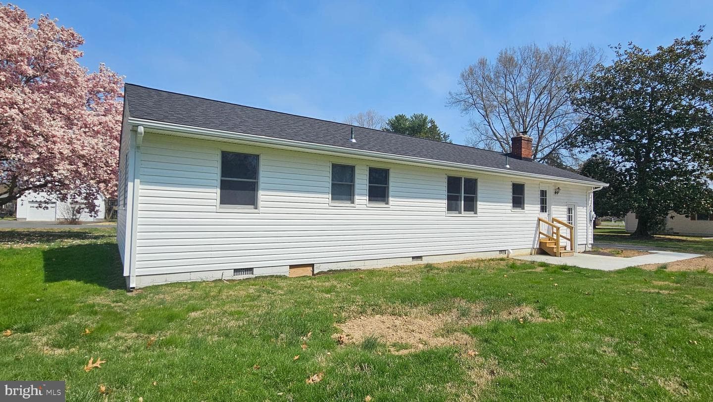 45031 Irvin Street photo 9