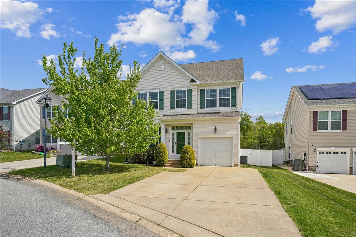 22244 Scott Circle