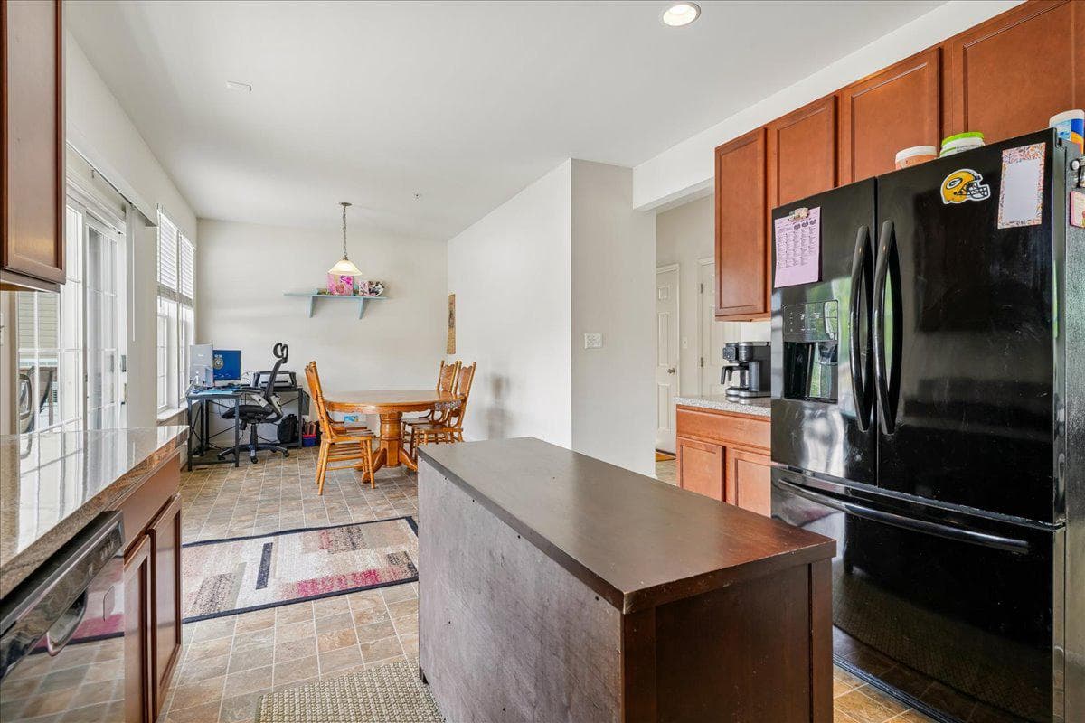 22244 Scott Circle photo 4