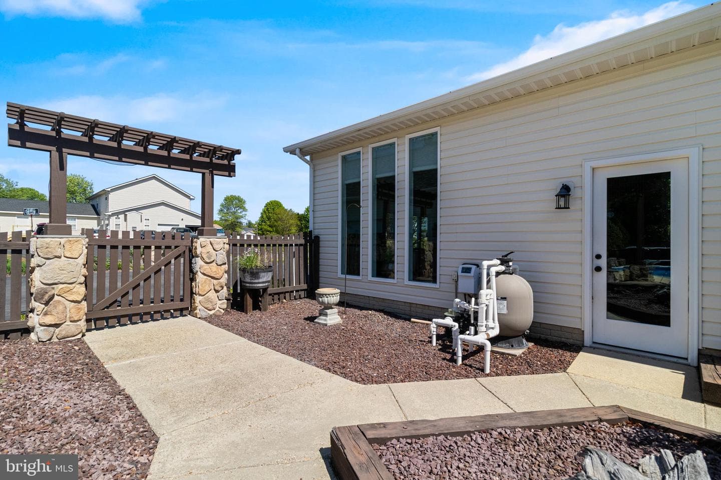38425 Rooster Lane photo 66