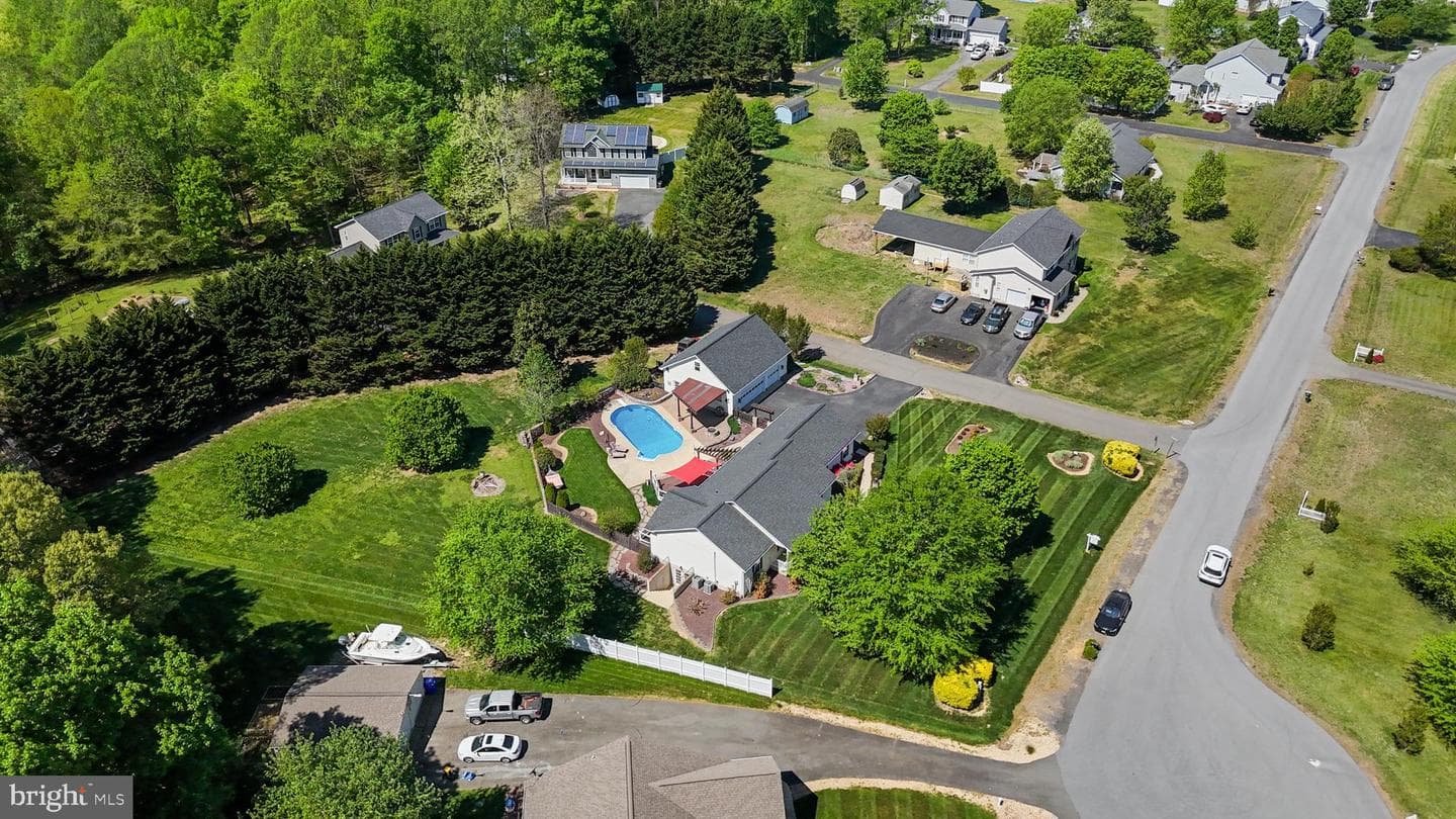 38425 Rooster Lane photo 76