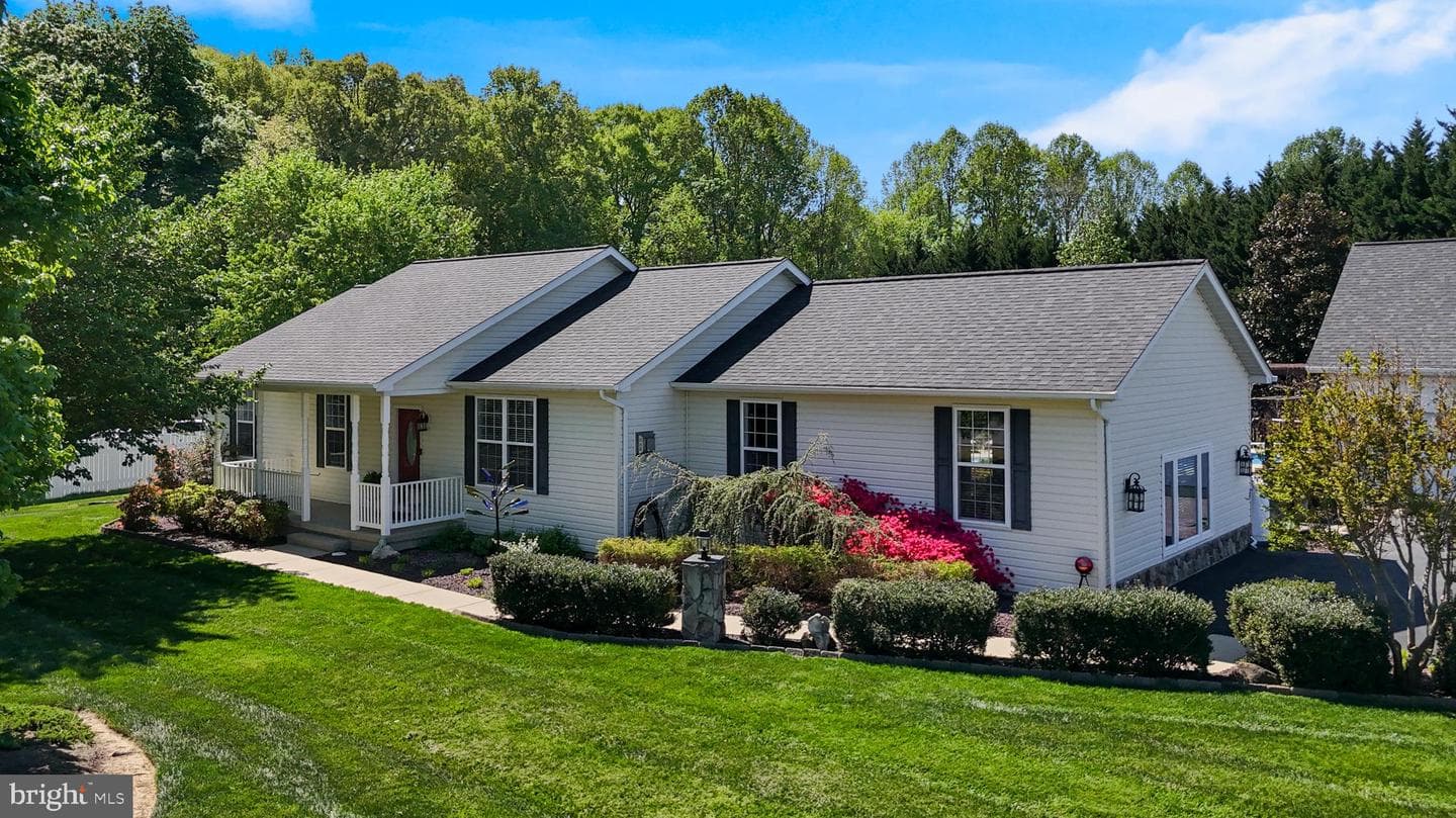 38425 Rooster Lane photo 83