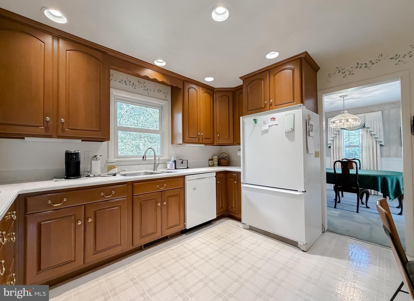 22925 Maple Road photo 16
