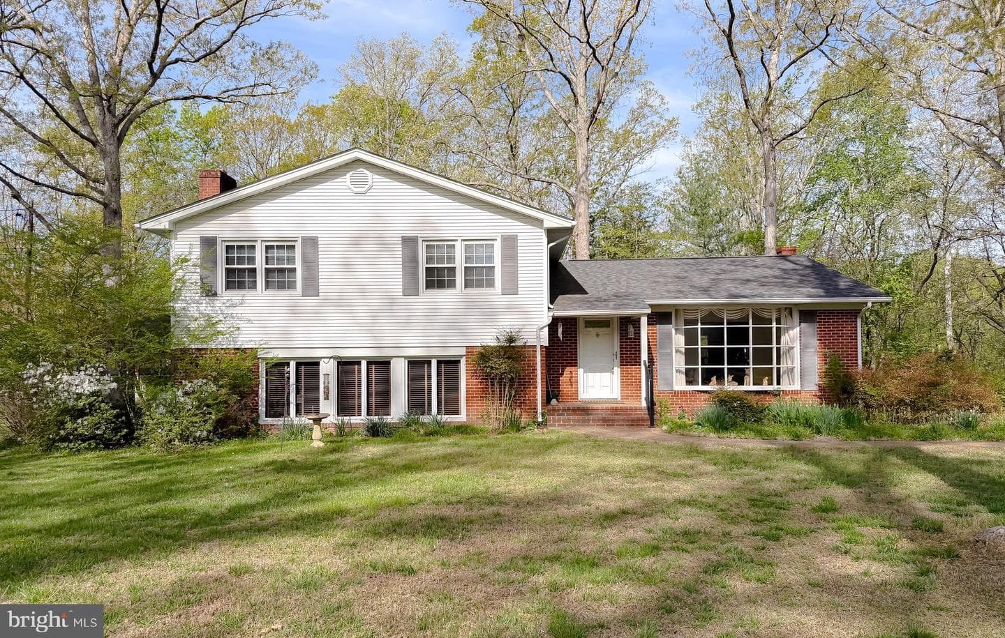 22925 Maple Road photo 2
