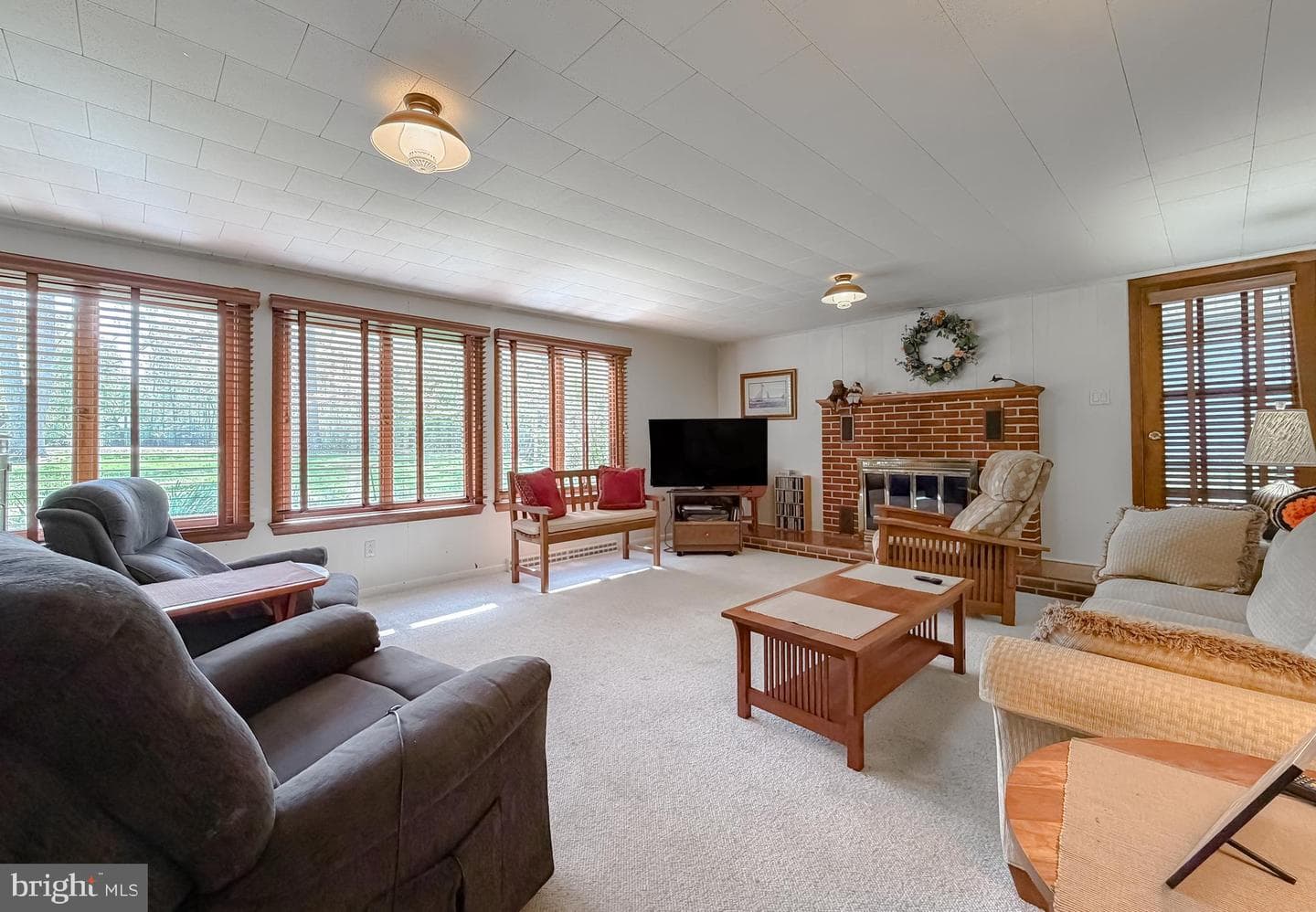 22925 Maple Road photo 34