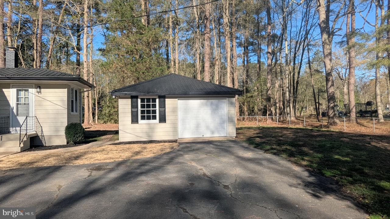 29911 Woodland Circle photo 2