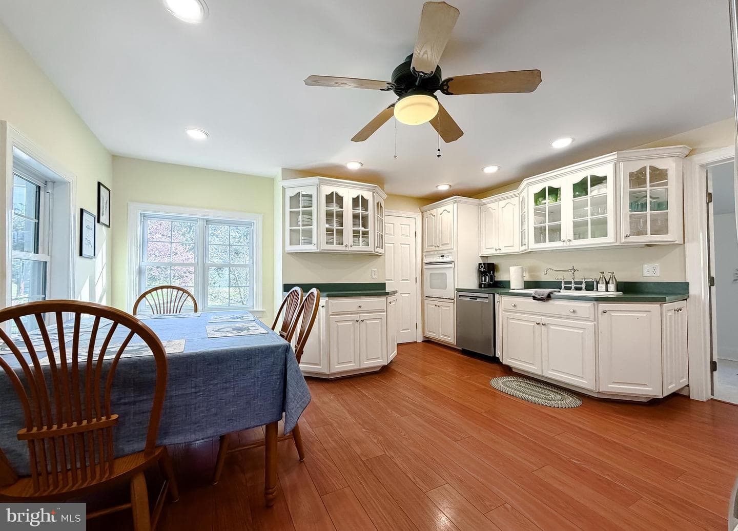 21225 Georges Lane photo 10