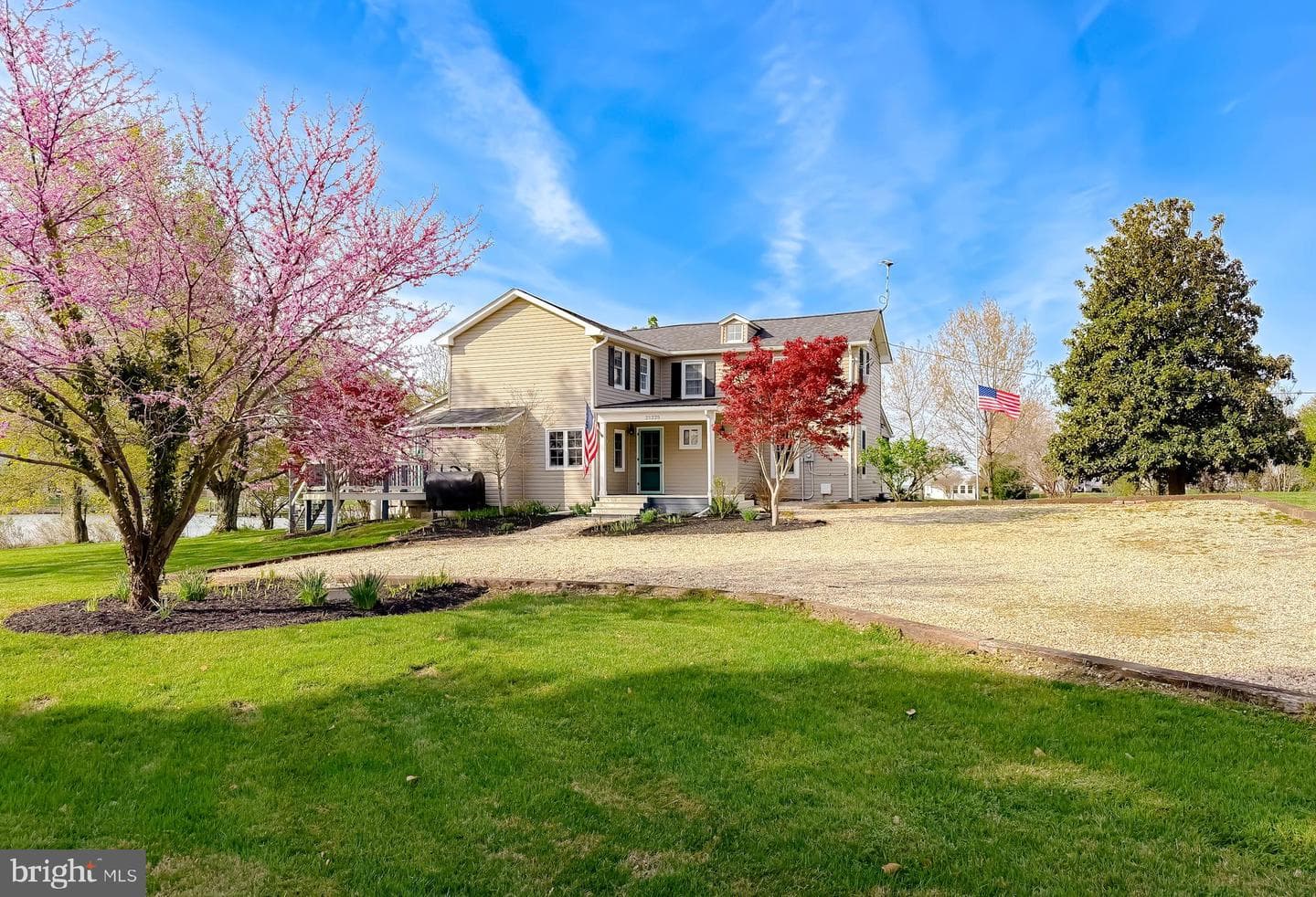 21225 Georges Lane photo 5