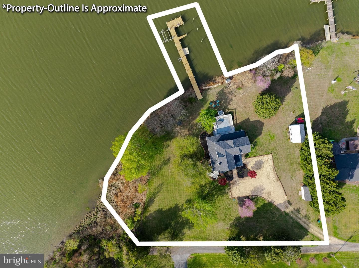 21225 Georges Lane photo 57