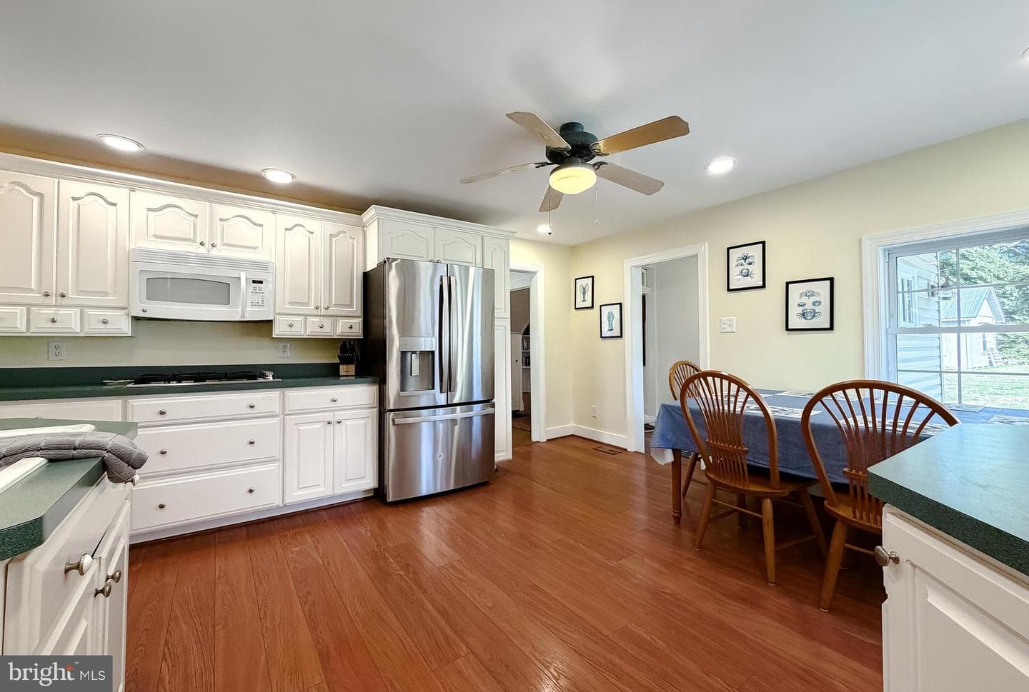 21225 Georges Lane photo 8