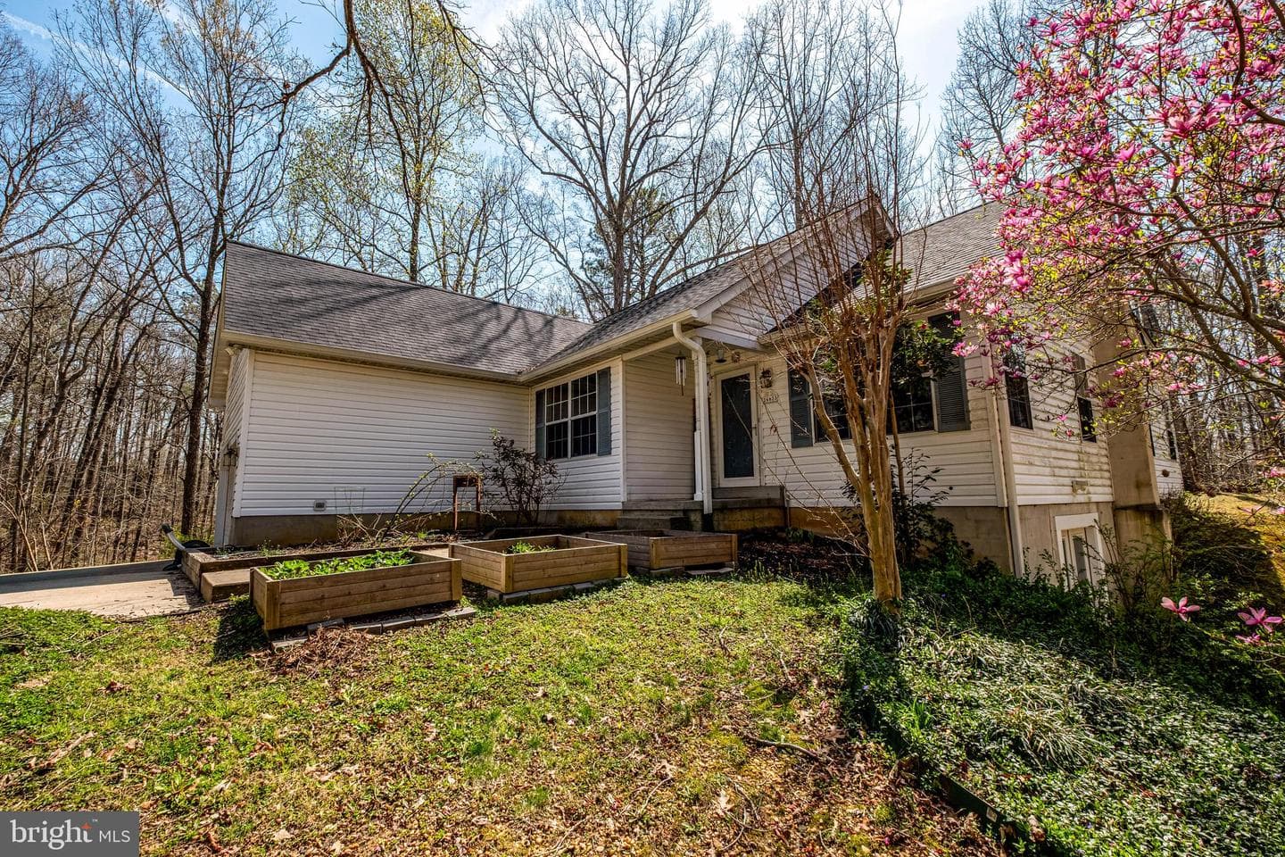 26833 Erin Drive photo 6