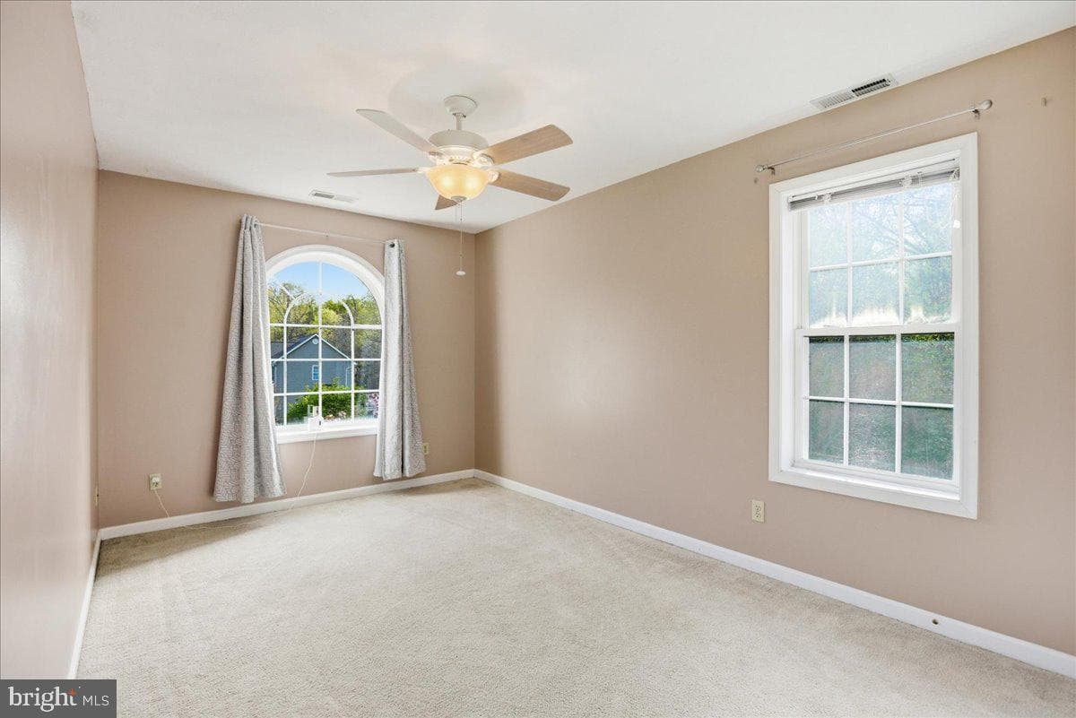 45526 Longfields Boulevard photo 47
