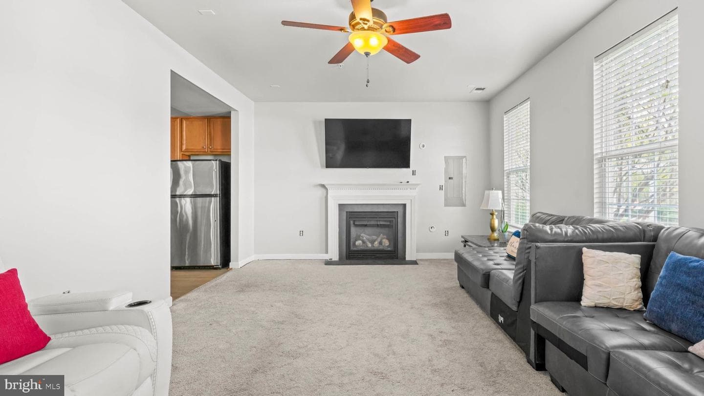 21364 Sundew Place photo 3