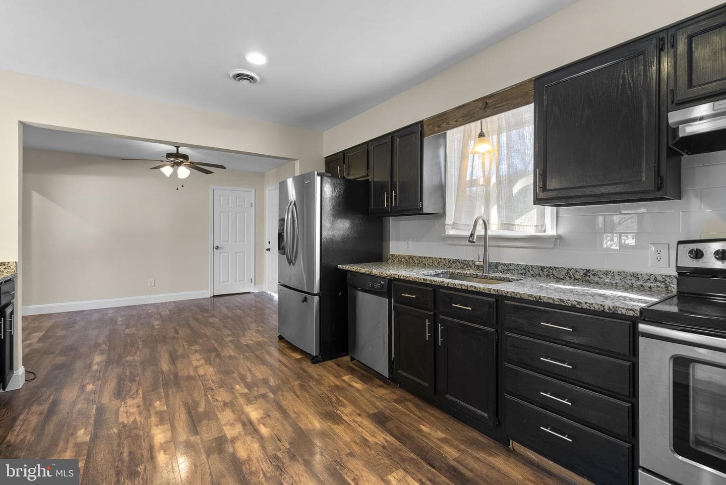 40680 Waterview Drive photo 13
