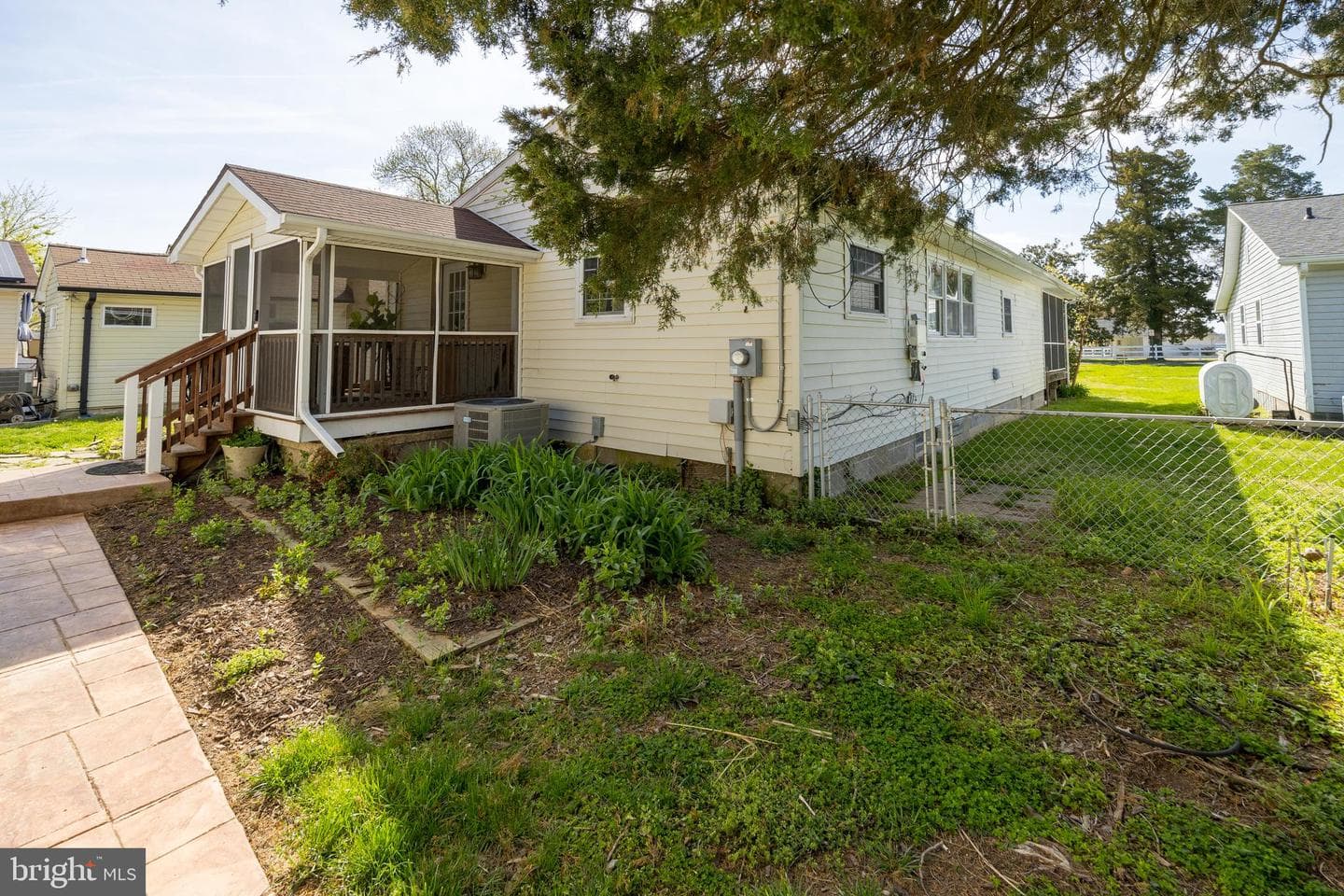 38338 Point Breeze Road photo 10