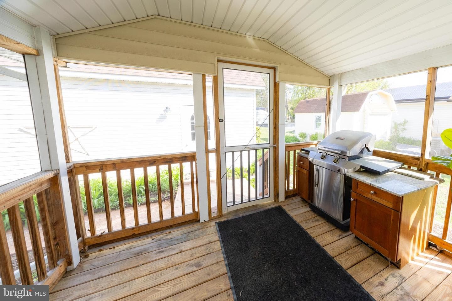 38338 Point Breeze Road photo 14