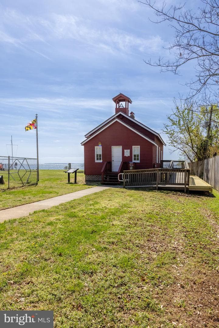 38338 Point Breeze Road photo 54