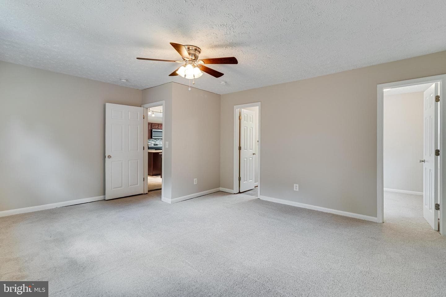 39900 Graves Road photo 19