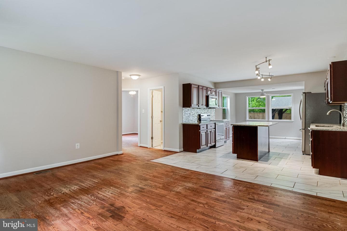 39900 Graves Road photo 32
