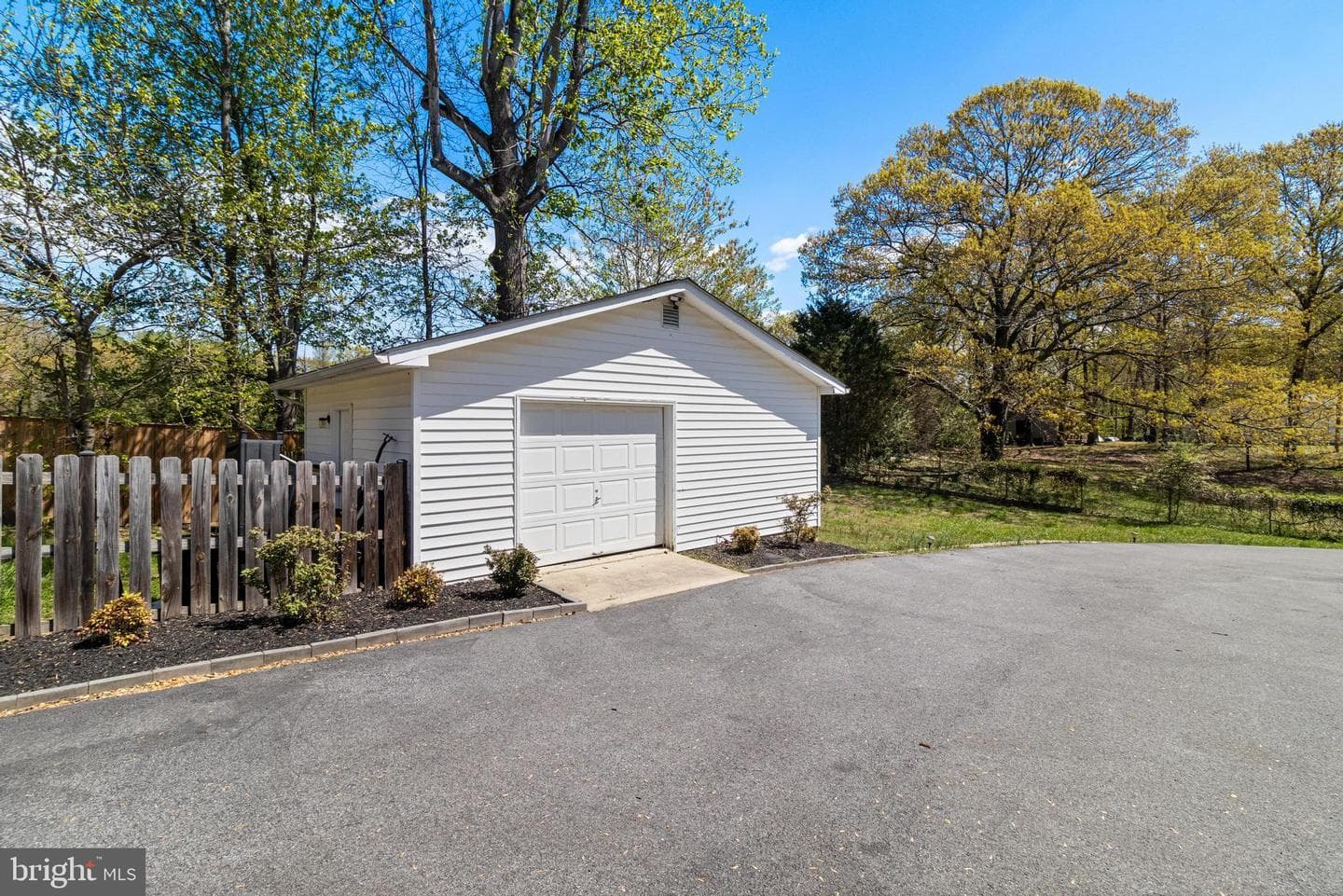 39900 Graves Road photo 6
