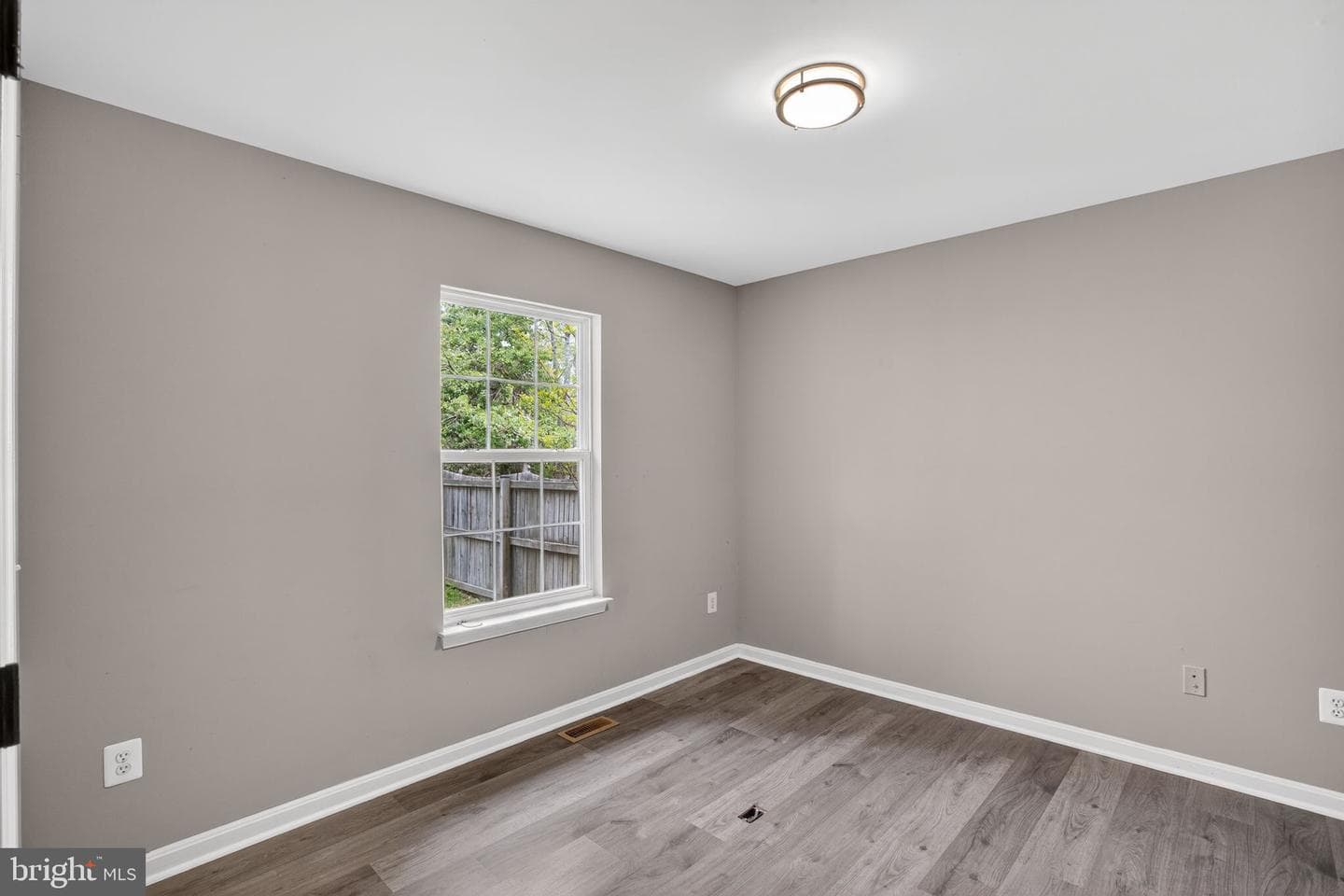 22480 Olde Hewitt Road photo 18