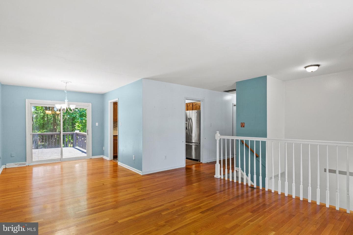 21404 Williams Dr photo 2
