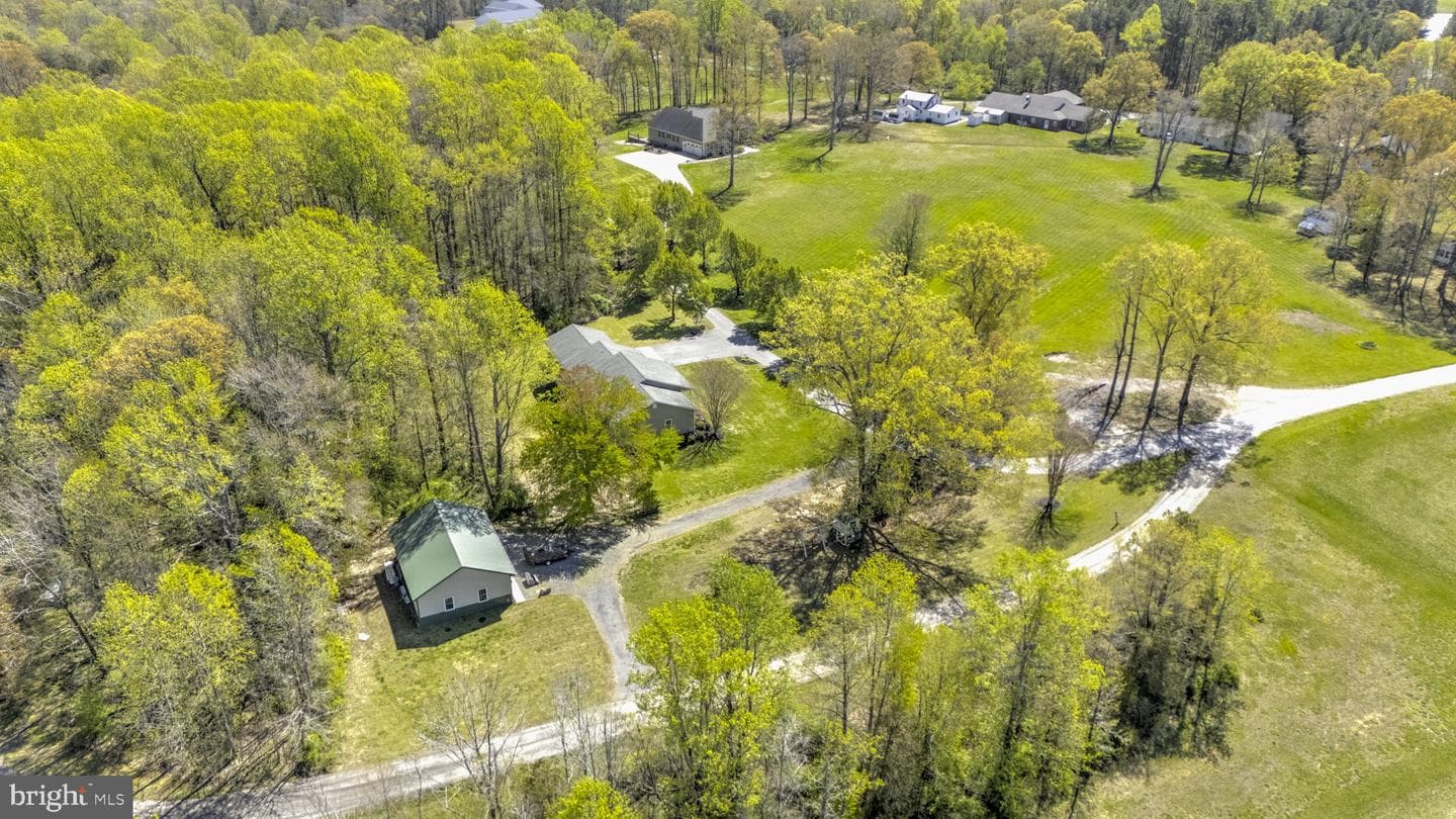 20600 Old Gravel Lane photo 4