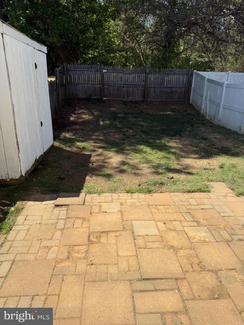 20835 Harlequin Lane photo 14