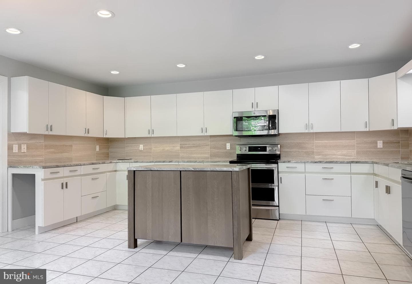 41249 Brenda Court photo 22