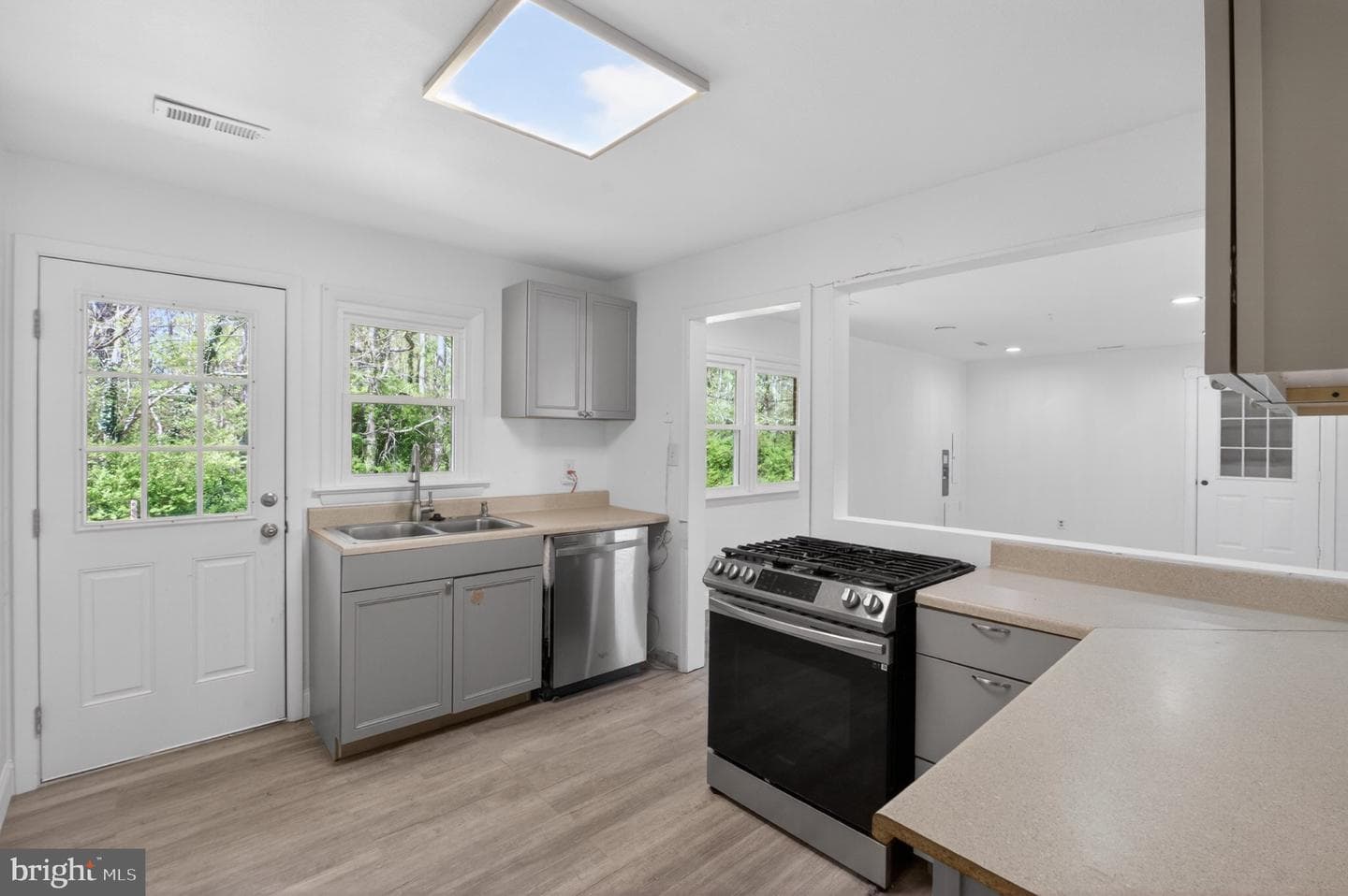 45278 Cove Manor Road photo 12