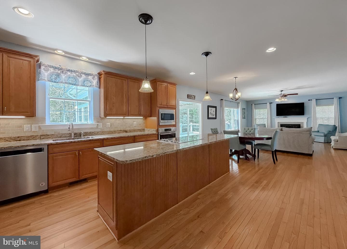 22985 Sheffield Court photo 15
