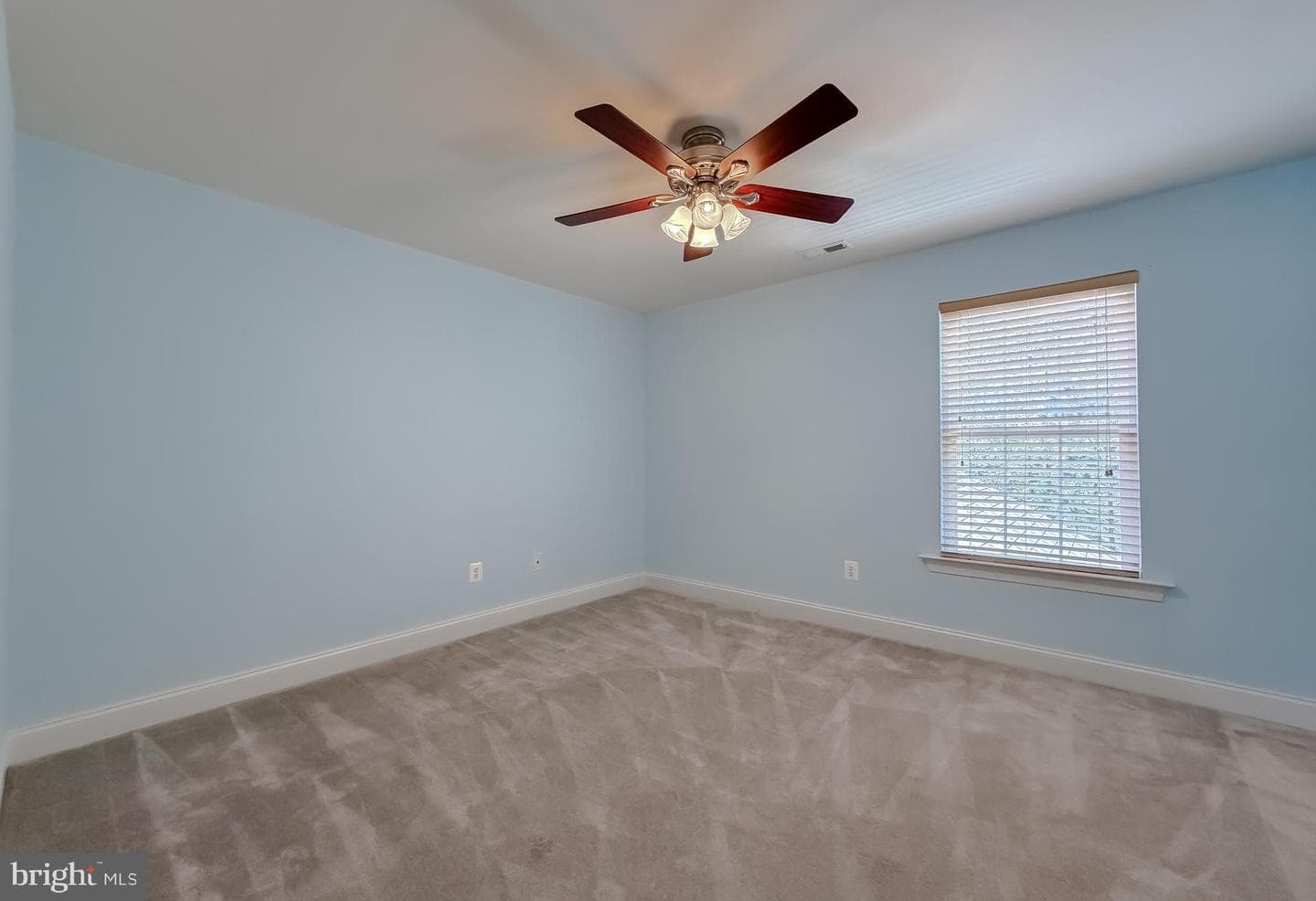 22985 Sheffield Court photo 40