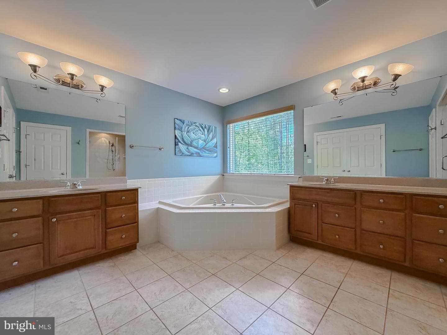 22985 Sheffield Court photo 47
