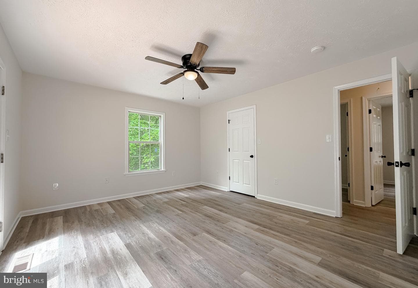 39655 Persimmon Creek Road photo 18