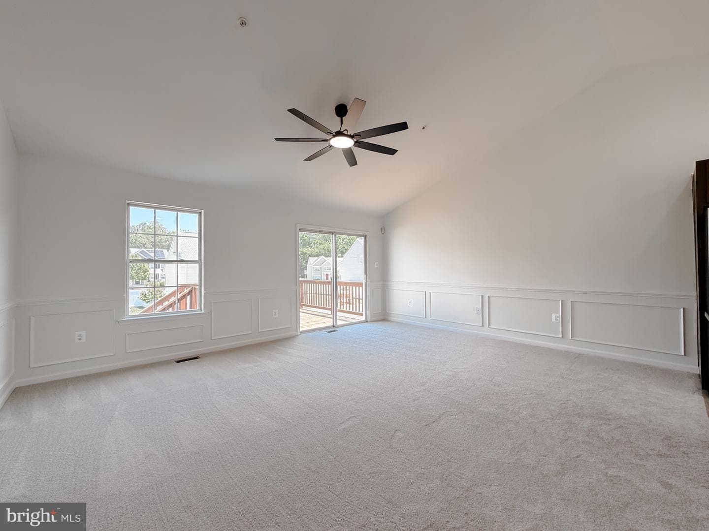21096 Lizson Court photo 2