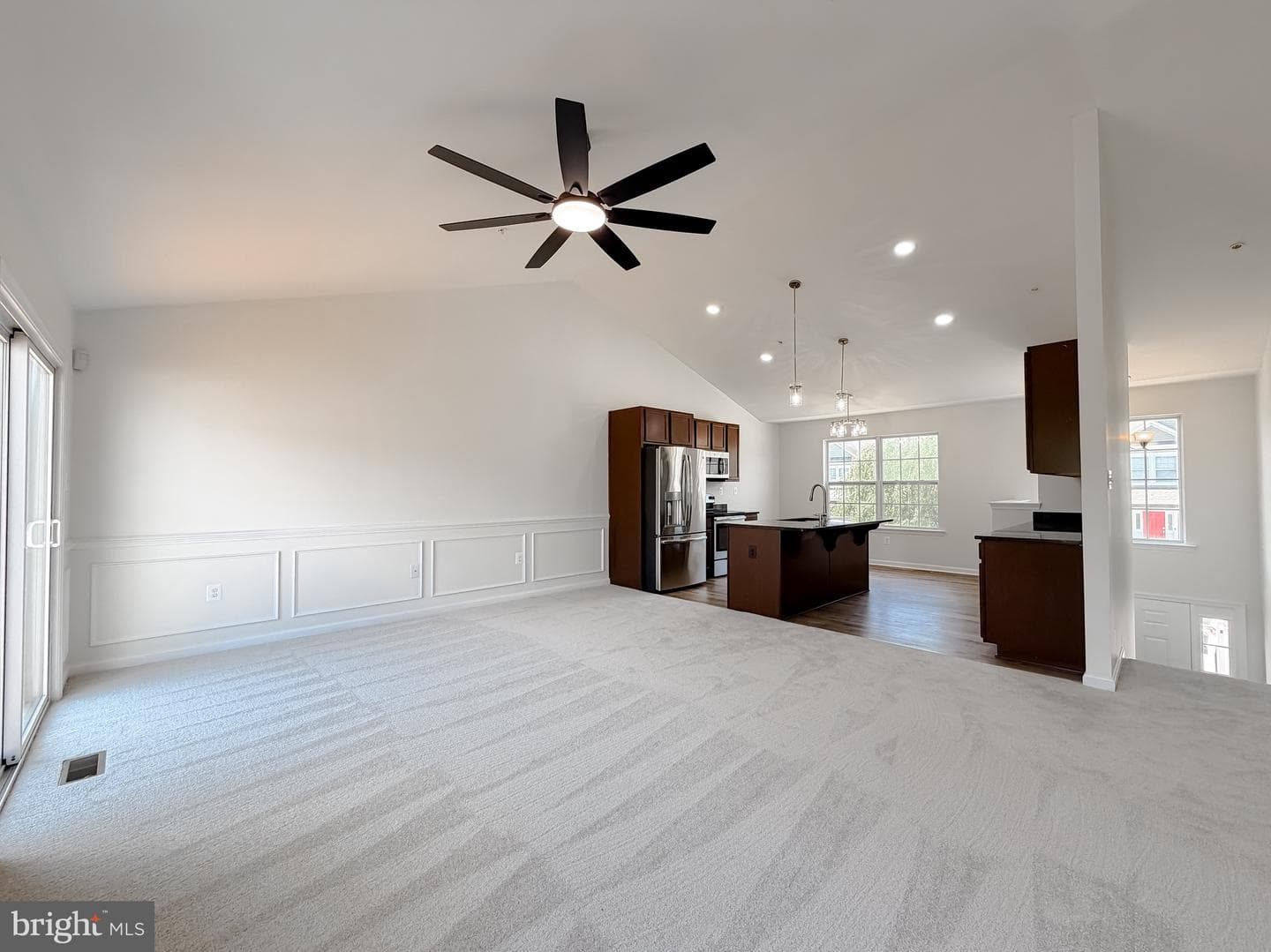 21096 Lizson Court photo 3