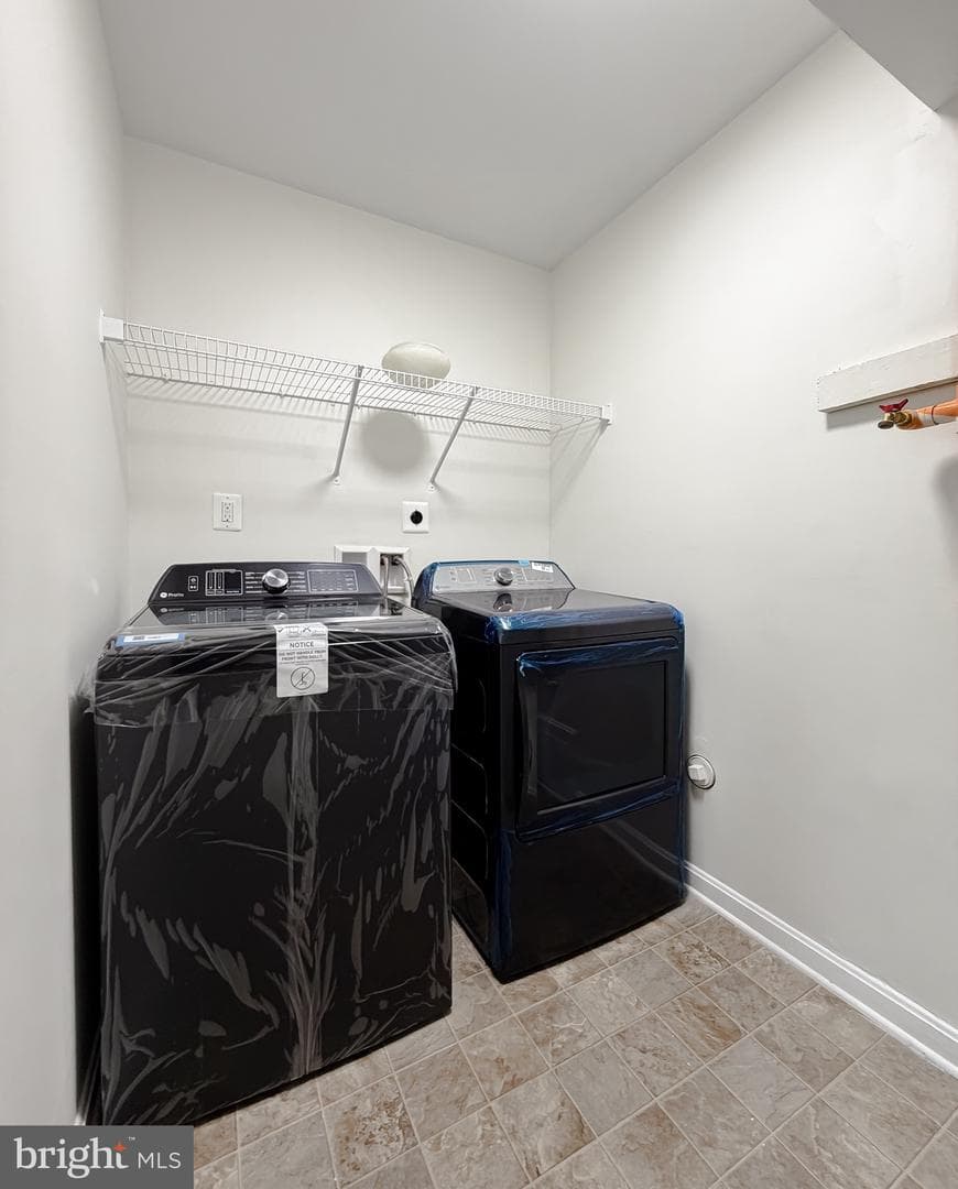 21096 Lizson Court photo 39