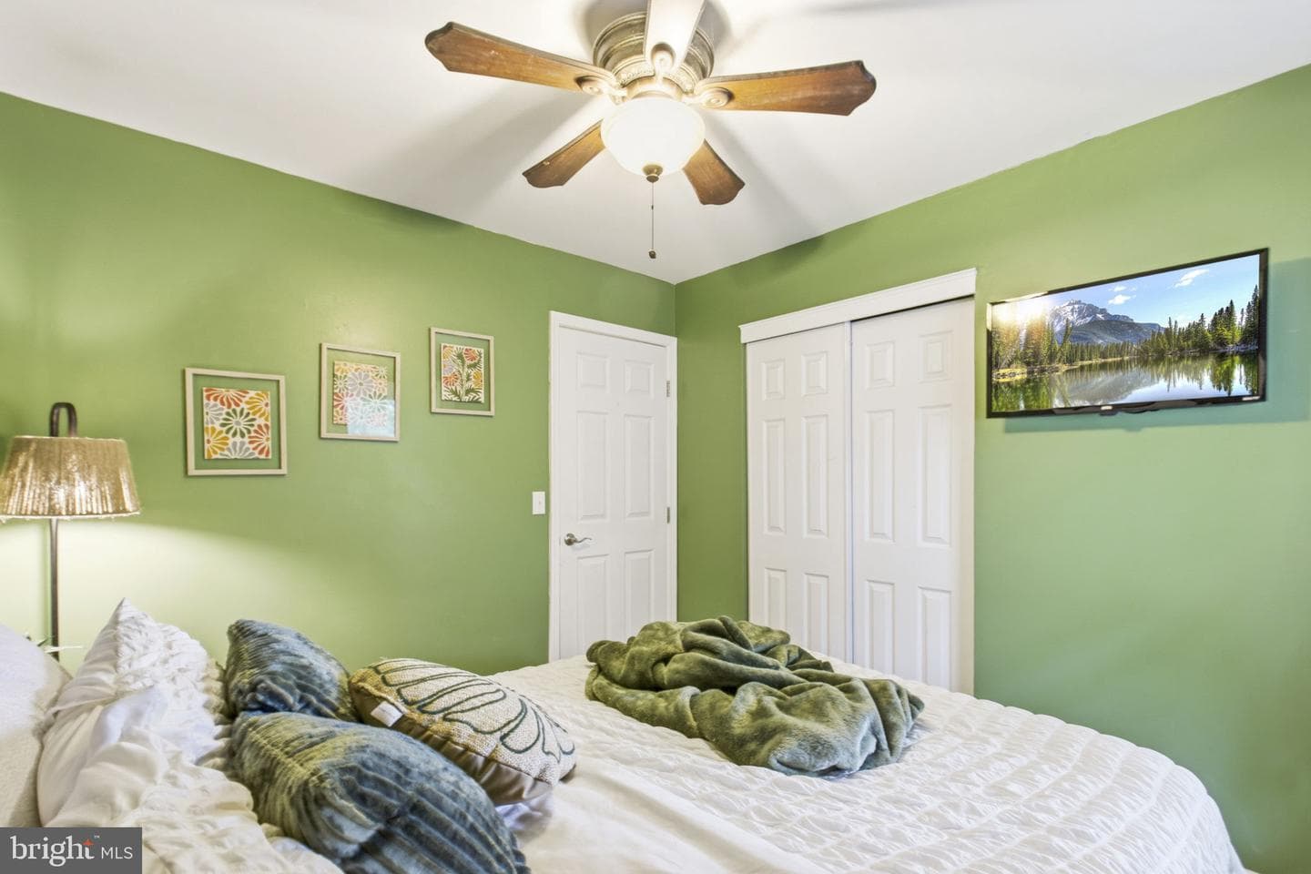 22680 Bellwood Lane photo 22