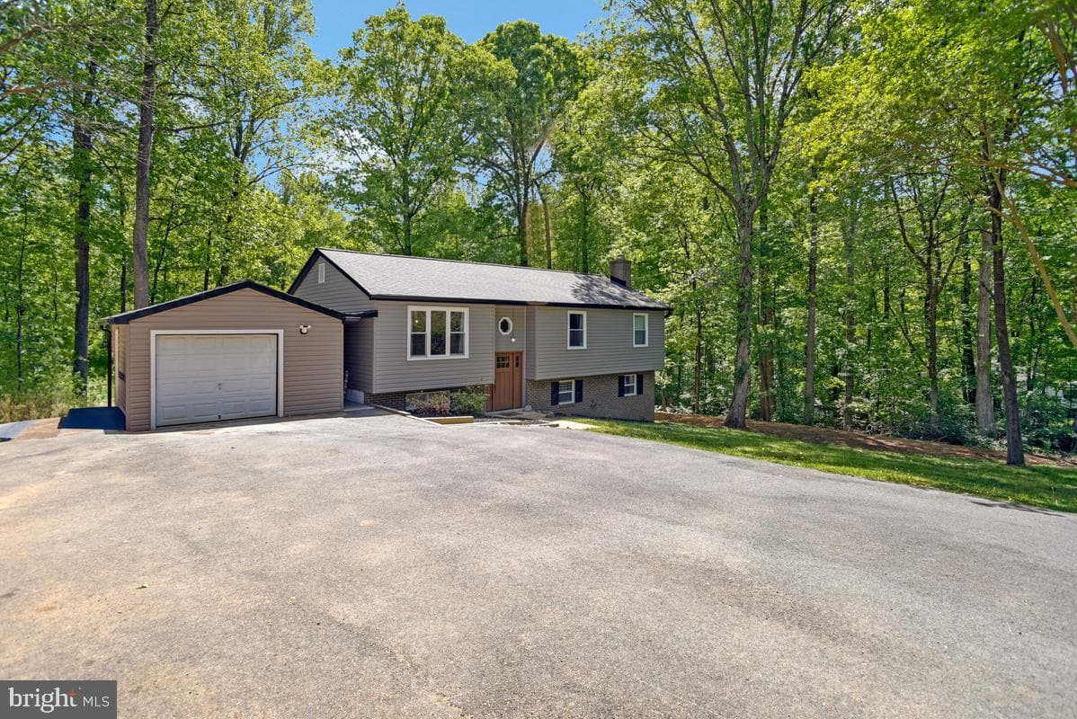 36979 David Dr, Mechanicsville