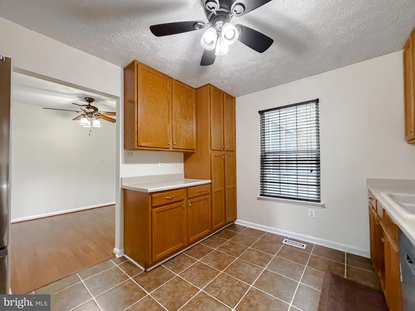 21293 Scarborough Drive photo 15