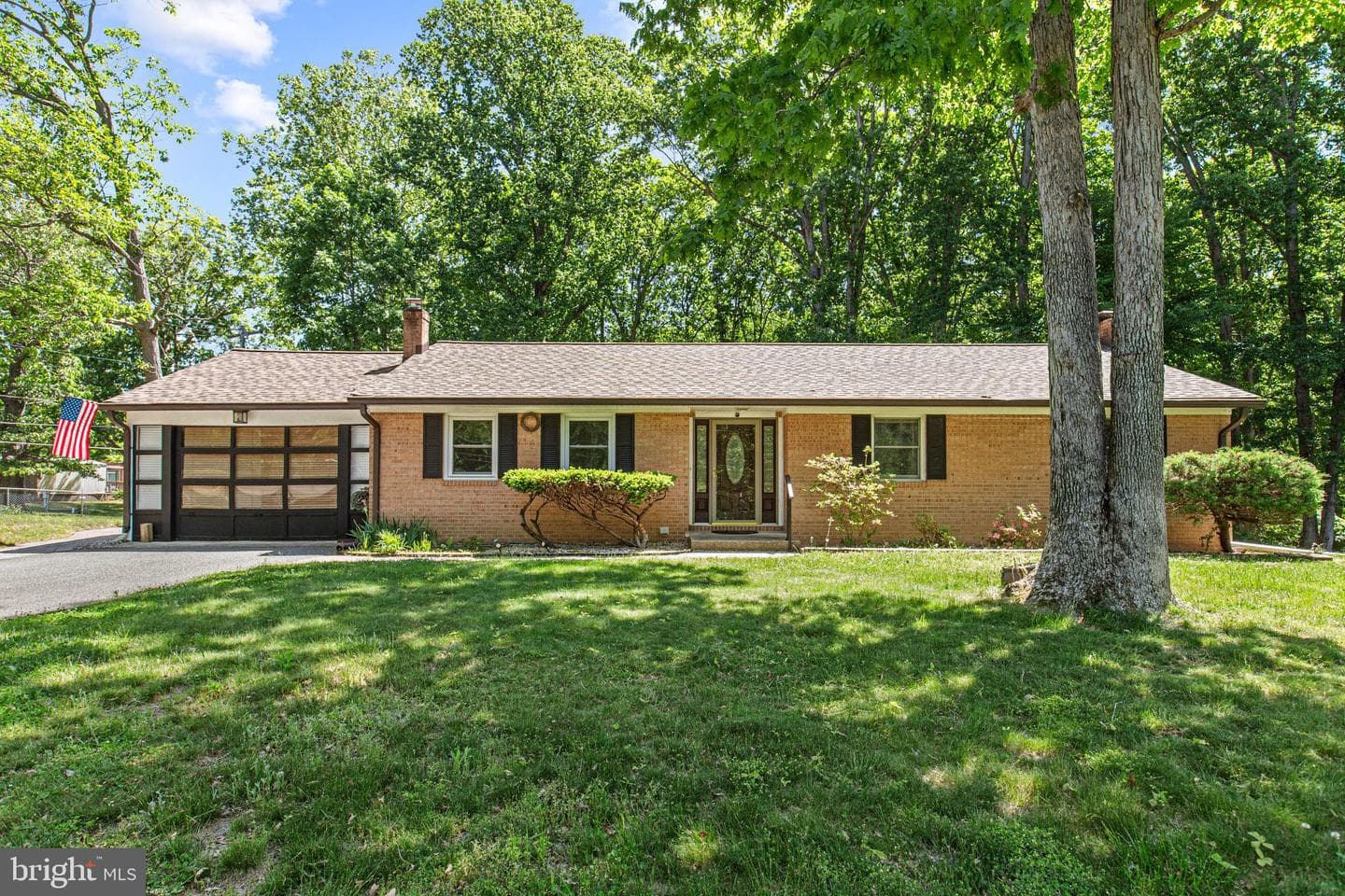 45760 King Drive photo 2