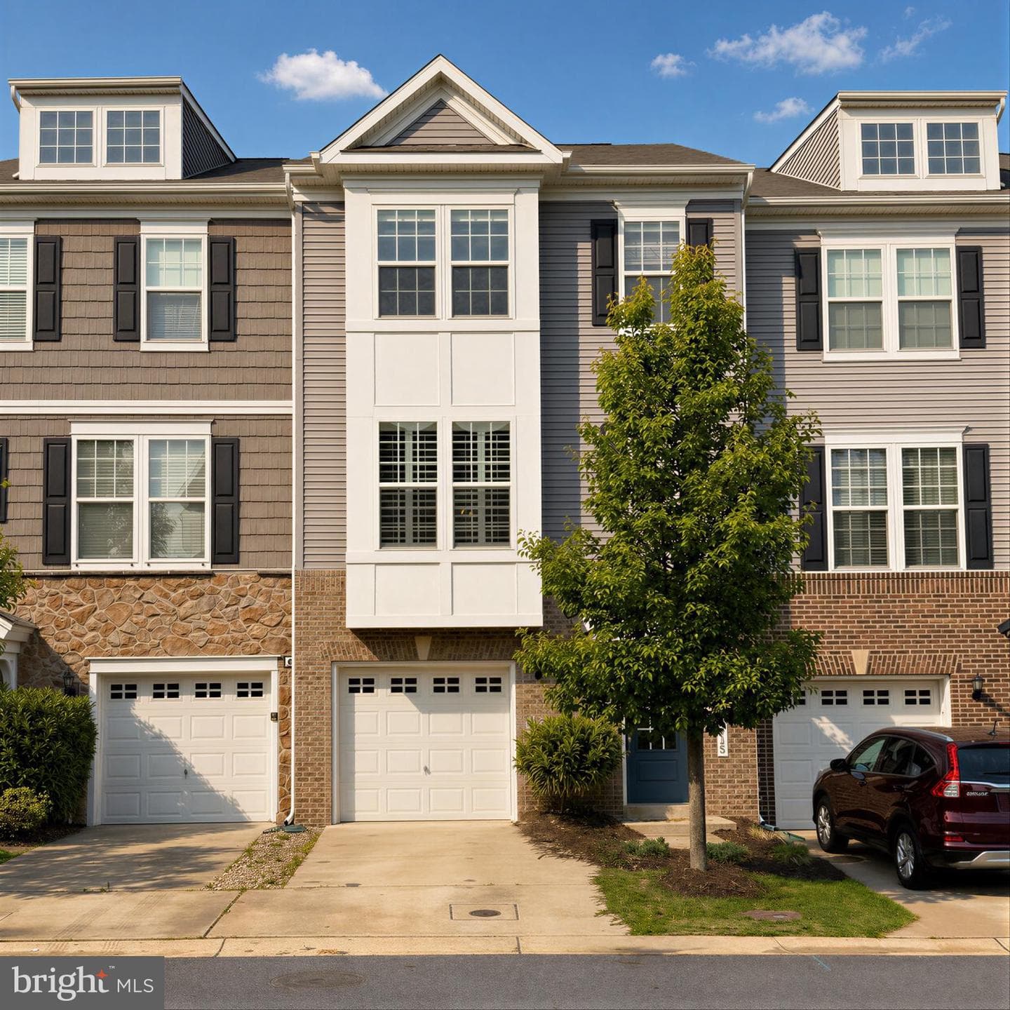 23115 Azalea Lane photo 2