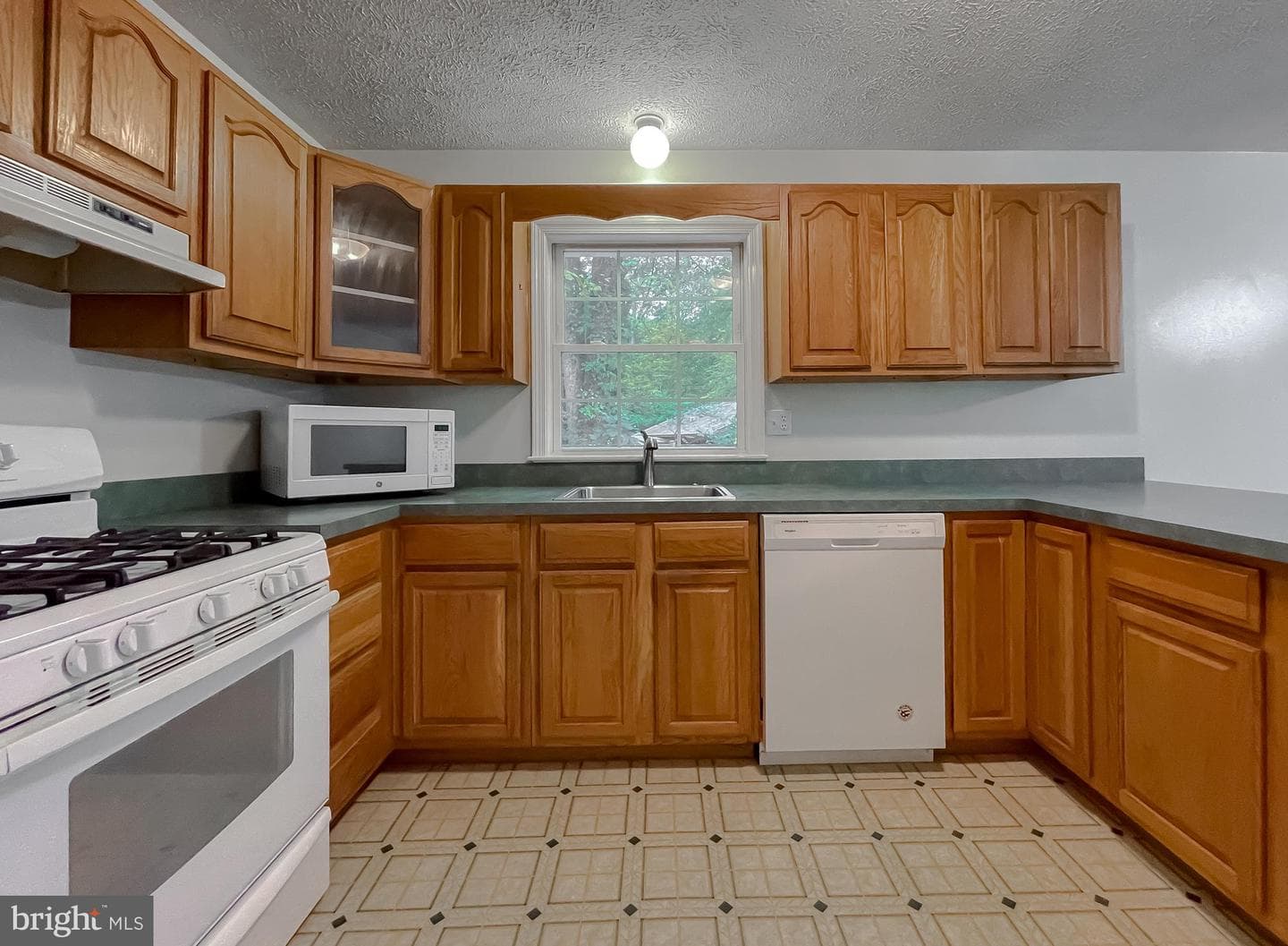 20601 Poppys Way photo 33