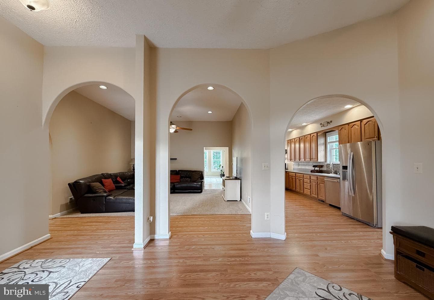 21045 Oakland Hall Road photo 10