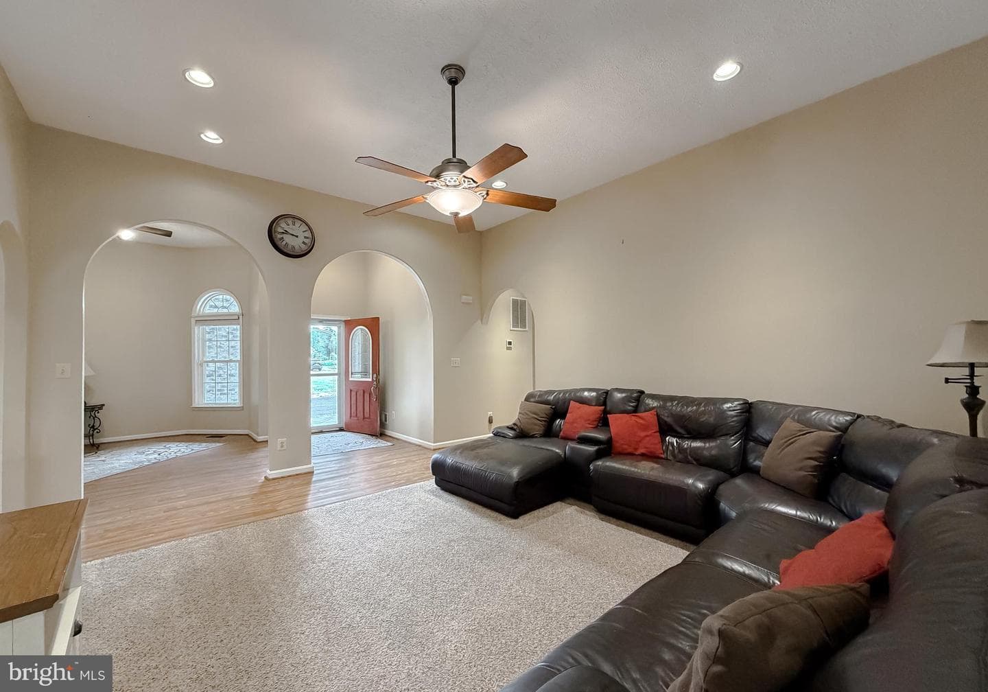 21045 Oakland Hall Road photo 12