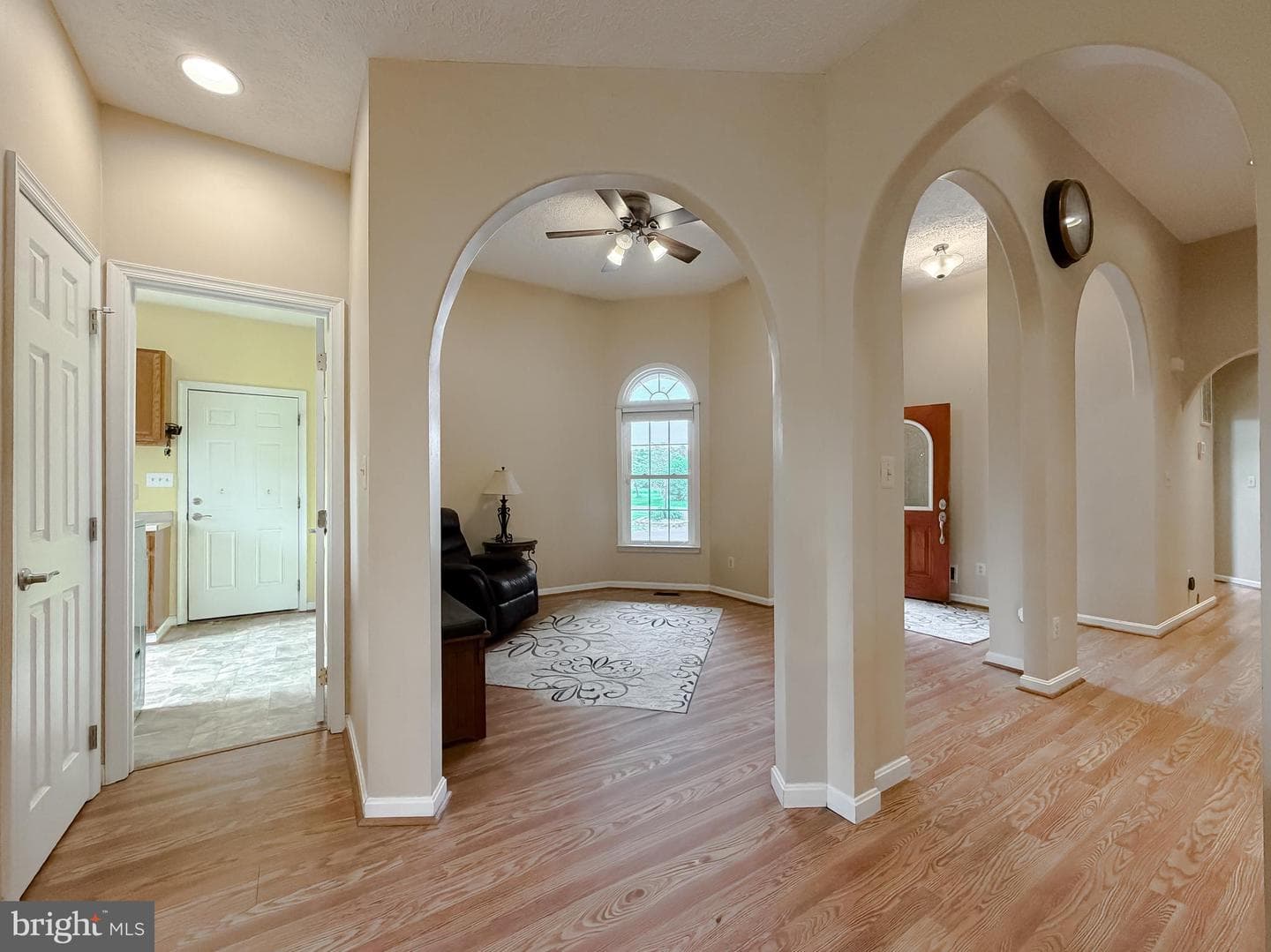 21045 Oakland Hall Road photo 14