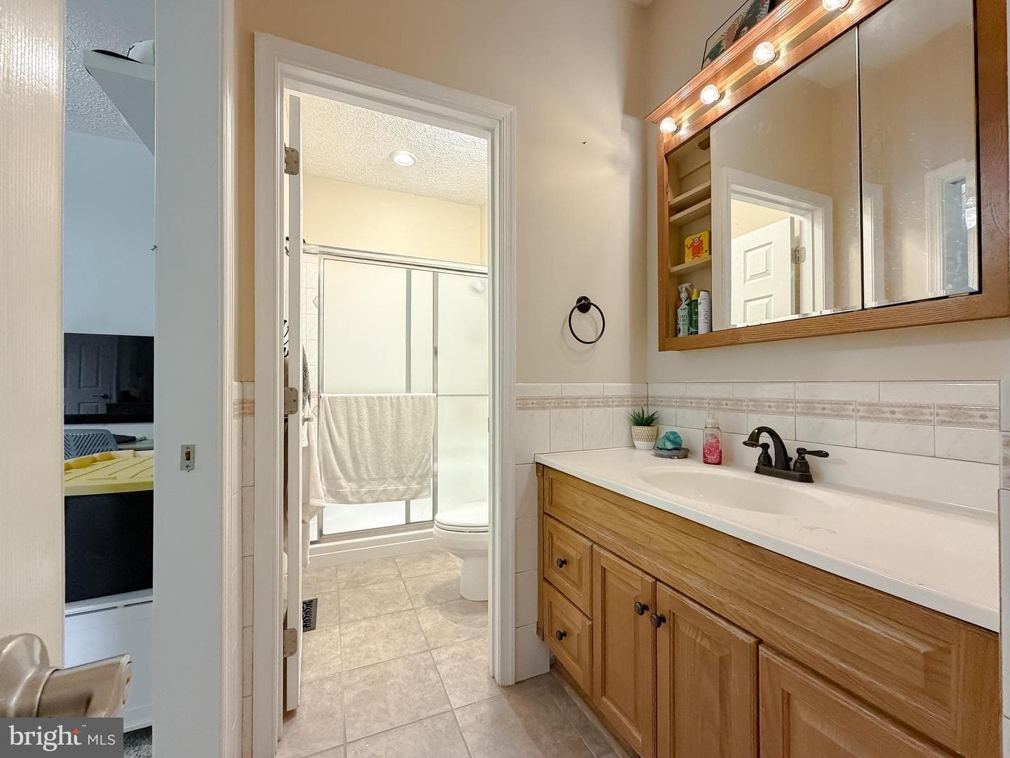 21045 Oakland Hall Road photo 38